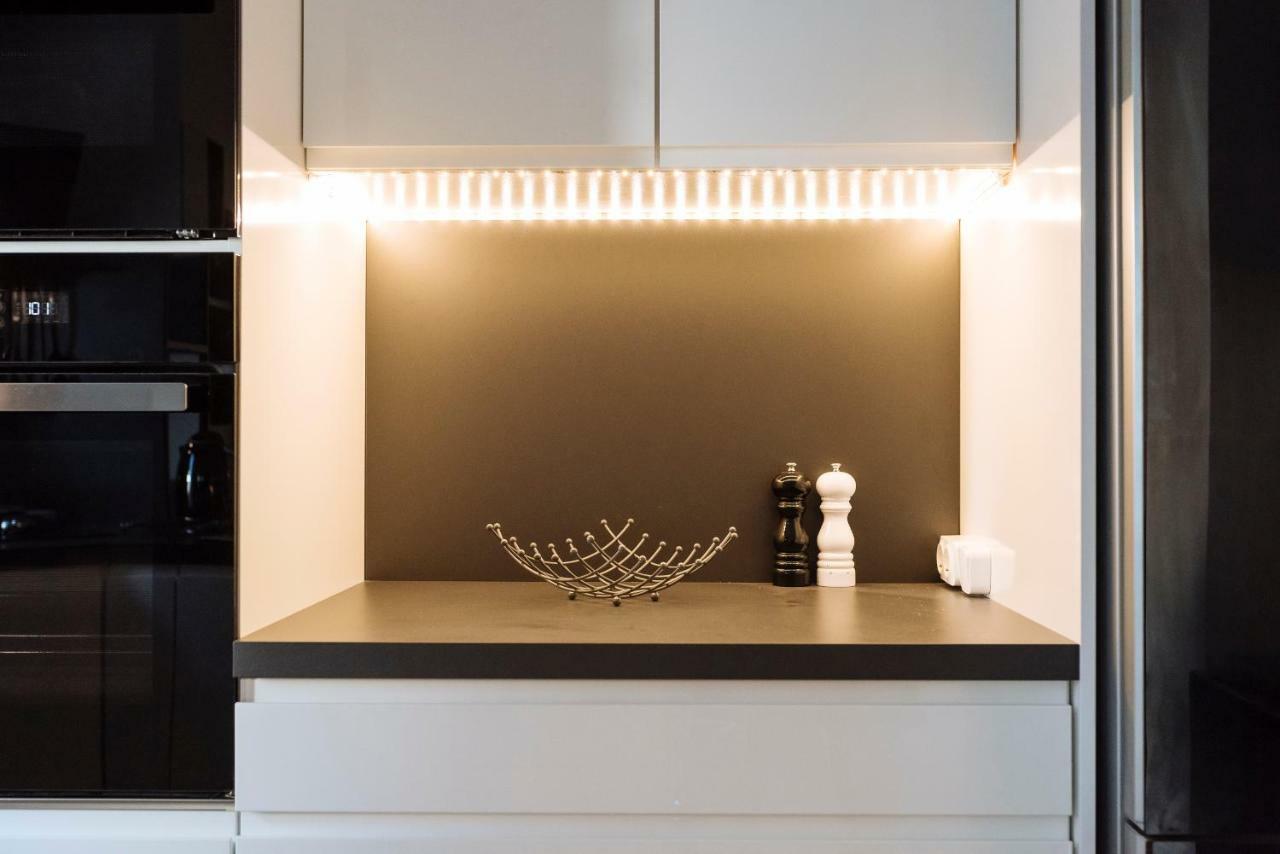 Luxury Flat 8 Near Metro Daire Bükreş Dış mekan fotoğraf