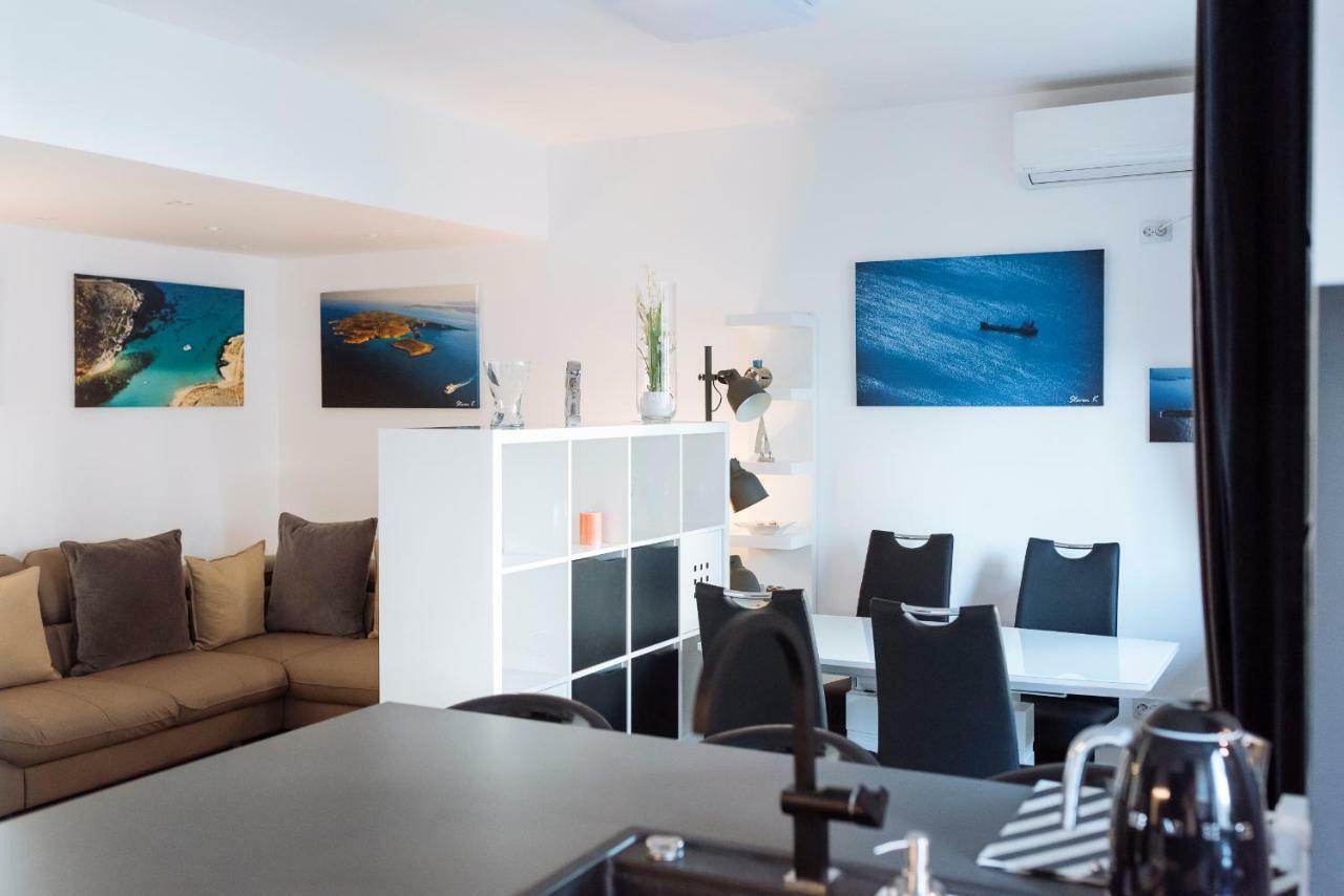 Luxury Flat 8 Near Metro Daire Bükreş Dış mekan fotoğraf